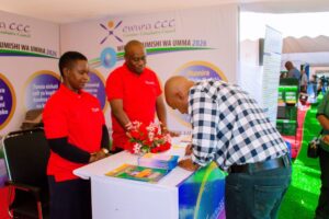DG TANESCO ATEMBELEA BANDA LA EWURA CCC, APONGEZA UTENDAJI KAZI WAKE – Habari Mpya