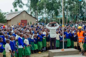 BARRICK NORTH MARA YAJIKITA KUWEKA WATOTO KATIKA ELIMU – Habari Mpya