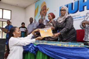 MAENDELEO HAYANA CHAMA; VIONGOZI WATAKIWA KUSHIRIKIANA KUWAINUA VIJANA – Habari Mpya